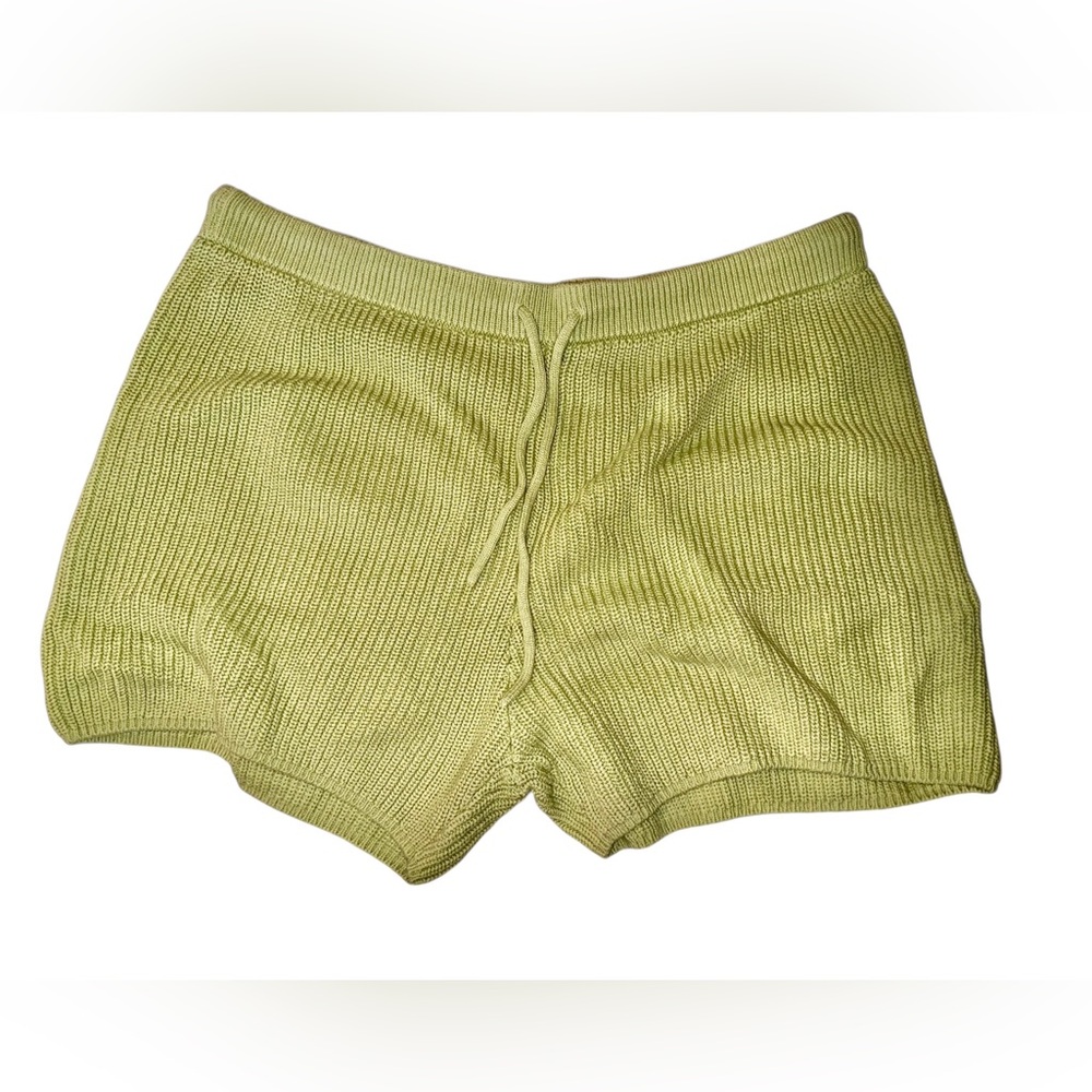 Reformation Women Green Knit Pull-On Shorts